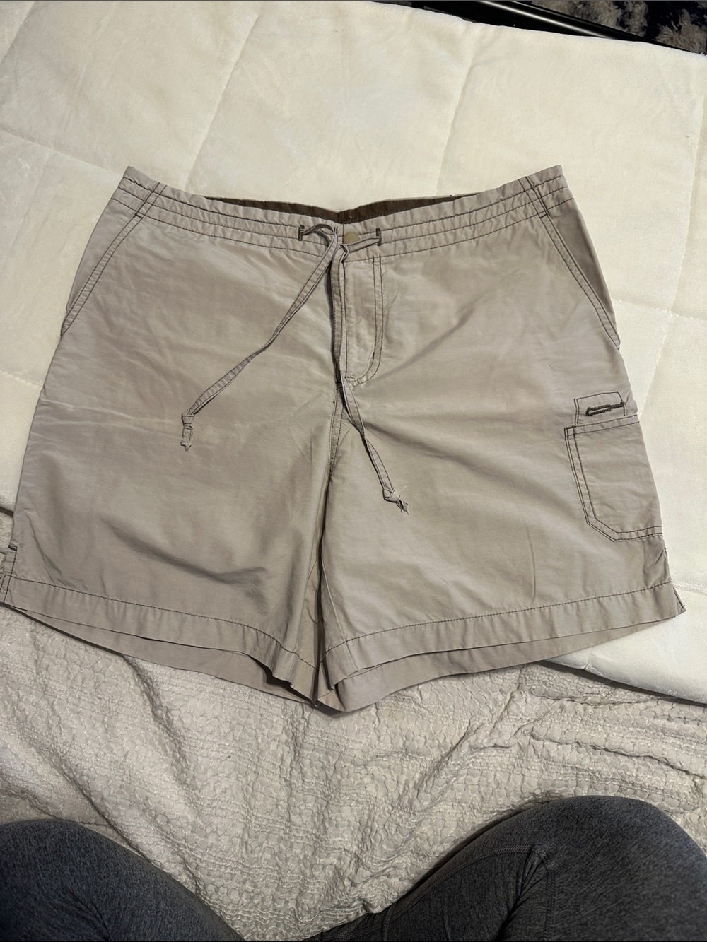 Columbia Women's Light Taupe Drawstring Cargo Shorts